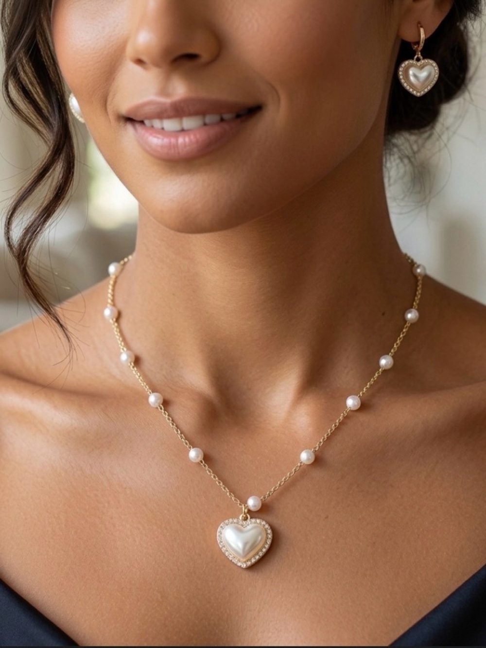 Heart Shape Faux Pearls Rhinestones Necklace and Drop Earrings Set, New